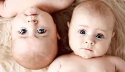  مادر و دختر یزدی همزمان در یک روز بچه دار شدند + عکس 