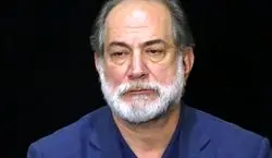 خاطره تلخ زنده یاد آتیلا پسیانی از مرگ مادرش جمیله شیخی + فیلم 