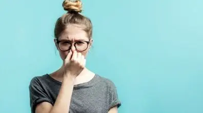 ۶ دلیل بوی بد و آزاردهنده در دوران قاعدگی + راه حل