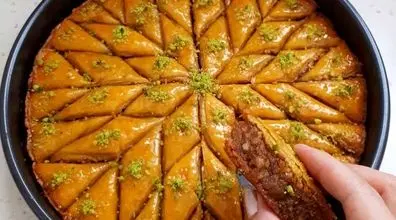 طرز تهیه باقلوا استانبولی ساده و سنتی با طعمی بی نظیر + نکات 