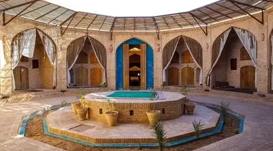 تو این هتل شاه عباس اقامت داشته! | هتل کاروانسرای زین‌ الدین یزد + عکس