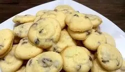طرز تهیه شیرینی کشمشی بدون فر | دستور فوری پخت شیرینی کشمشی
