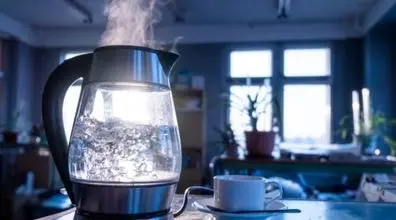 خطرات 2 بار جوشاندن آب برای دم کردن چای و قهوه + ویدیو