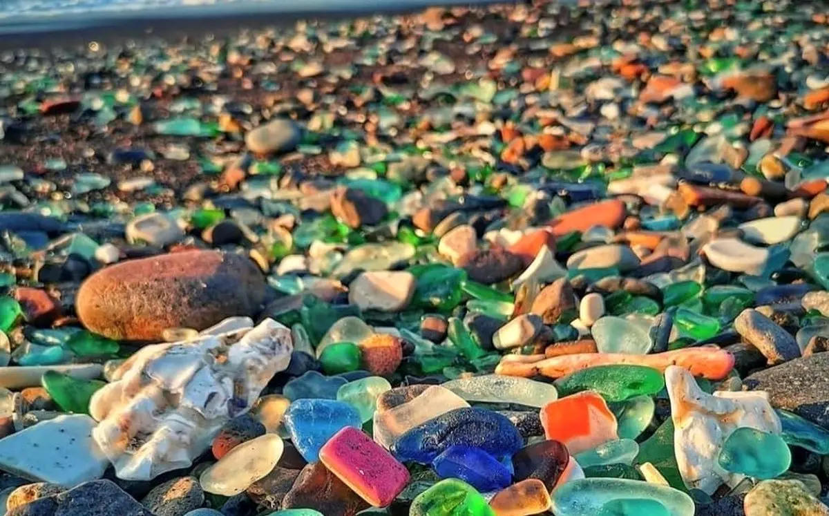 ساحل شیشه ای 