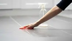 کف خونتون از هر جنسی هست، با این محلول های طبیعی تمیزش کن!! + روش ساخت