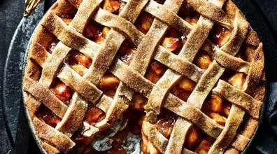 دسر ساده و خوشمزه پای سیب | طرز تهیه کیک پای سیب خانگی 