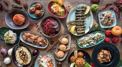 غذا های ایرانی اگه آدم بودن، چه شکلی بودن؟‌ | قیمه رو ببین که خیلی جالبه