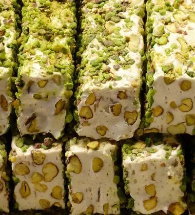 گز خوشمزه با طعم اصیل اصفهانی رو تو خونه درست کن + طرز تهیه 
