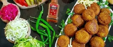 آبادانی ها فلافل رو با این روش درست میکنن! + روش
