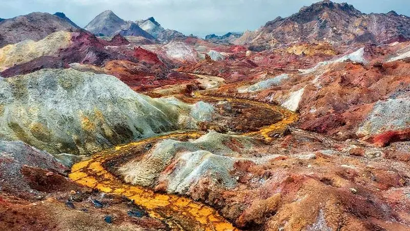 آشنایی با بهترین جاهای دیدنی هرمز + عکس