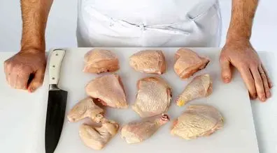 روش های کاربردی برای خرد کردن مرغ در 3 دقیقه + ویدیو