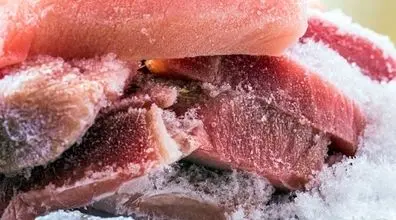 اشتباهاتی که در هنگام یخ زدایی گوشت نباید مرتکب شوید | روش صحیح یخ زدایی گوشت!