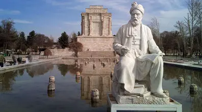 آرامگاه فردوسی در مشهد | تاریخچه و معماری و دیدنی های اطراف آرامگاه
