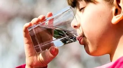 فواید نوشیدن آب | آب را این موقع بخورید، معجزه می کند! 