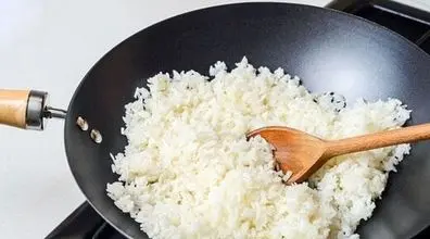 خبری درباره برنج که شما را می ترساند !! | زیاده روی در مصرف برنج چه عوارضی دارد؟