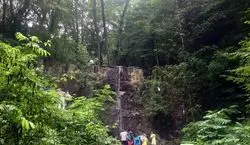  آبشار لونک؛ گوشه‌ای از بهشت گمشده گیلان + عکس