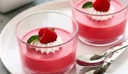 دسر ساده و خوشمزه پودینگ توت فرنگی | دنت توت فرنگی خانگی