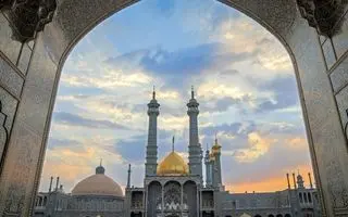 جاهای دیدنی قم؛ از اماکن زیارتی تا خانه های تاریخی