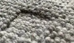 وقتی پایه ها رو فرش جا باقی میذارن چیکار کنیم؟ | بهترین راه رفع رد پایه مبل روی فرش 