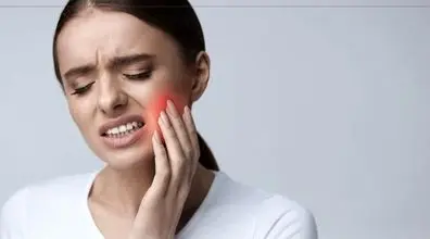 درمان فوری دندان درد | روش های خانگی و کاربردی درمان درد دندان
